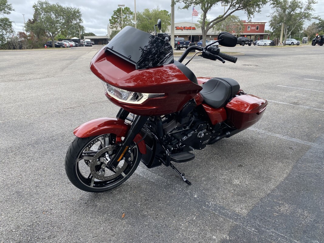 2025 Harley-Davidson Road Glide - Photo 6