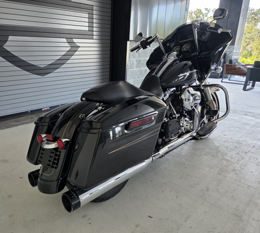 2016 Harley-Davidson Road Glide Special - Photo 4