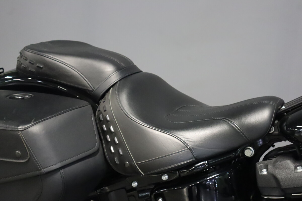 2023 Harley-Davidson Heritage Classic FLHCS - Photo 9