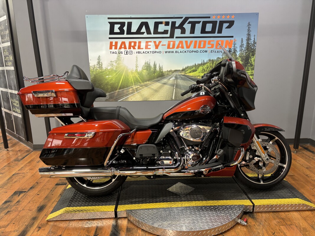 2025 Harley-Davidson Street Glide Ultra WHISKY FIRE/BLK CO