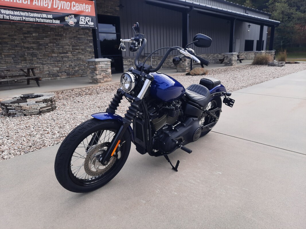 2021 Harley-Davidson Street Bob 114 Custom Blue Paint - Photo 2