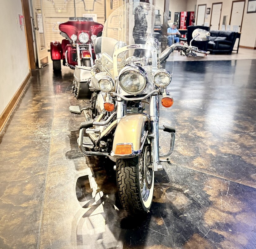 2004 Harley-Davidson Heritage Softail Classic - Photo 6