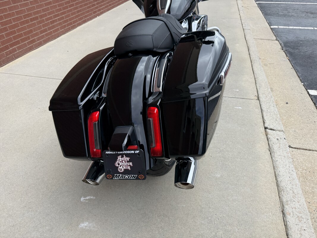 FLTRX 2025 Road Glide - Photo 4