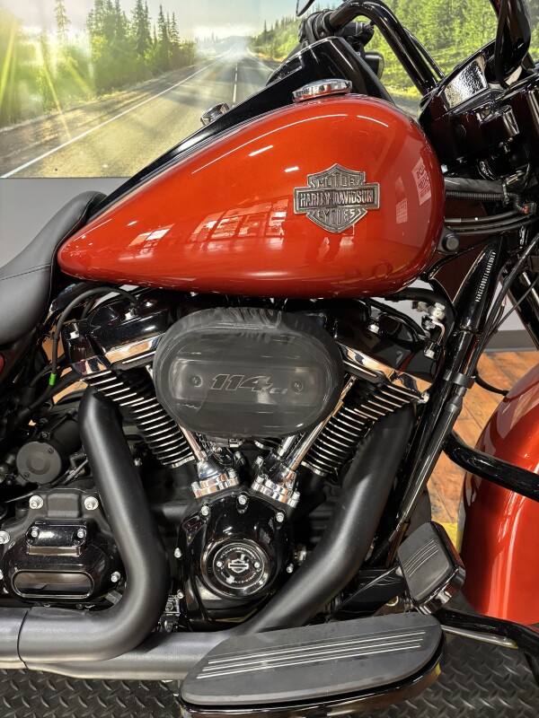 2025 Harley-Davidson Road King Special WHISKEY FIRE/BLACK TRIM - Photo 3