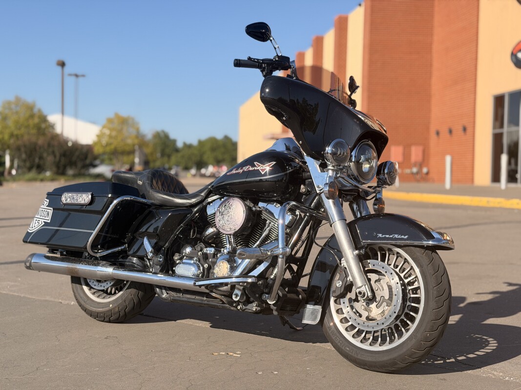 2012 Harley-Davidson Road King FLHR103 BLACK - Photo 2