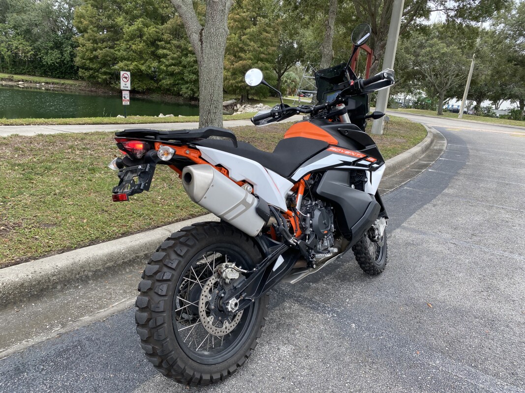 2022 KTM 890 Adventure R - Photo 8