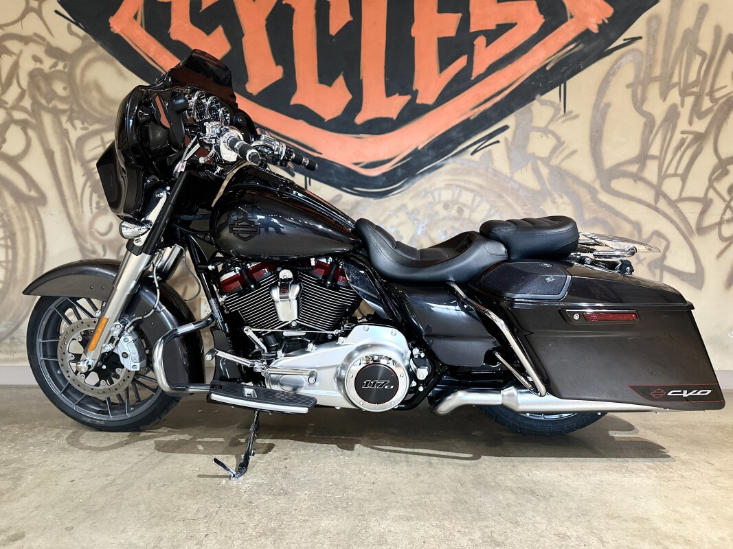 FLHXSE 2020 CVO Street Glide - Photo 9