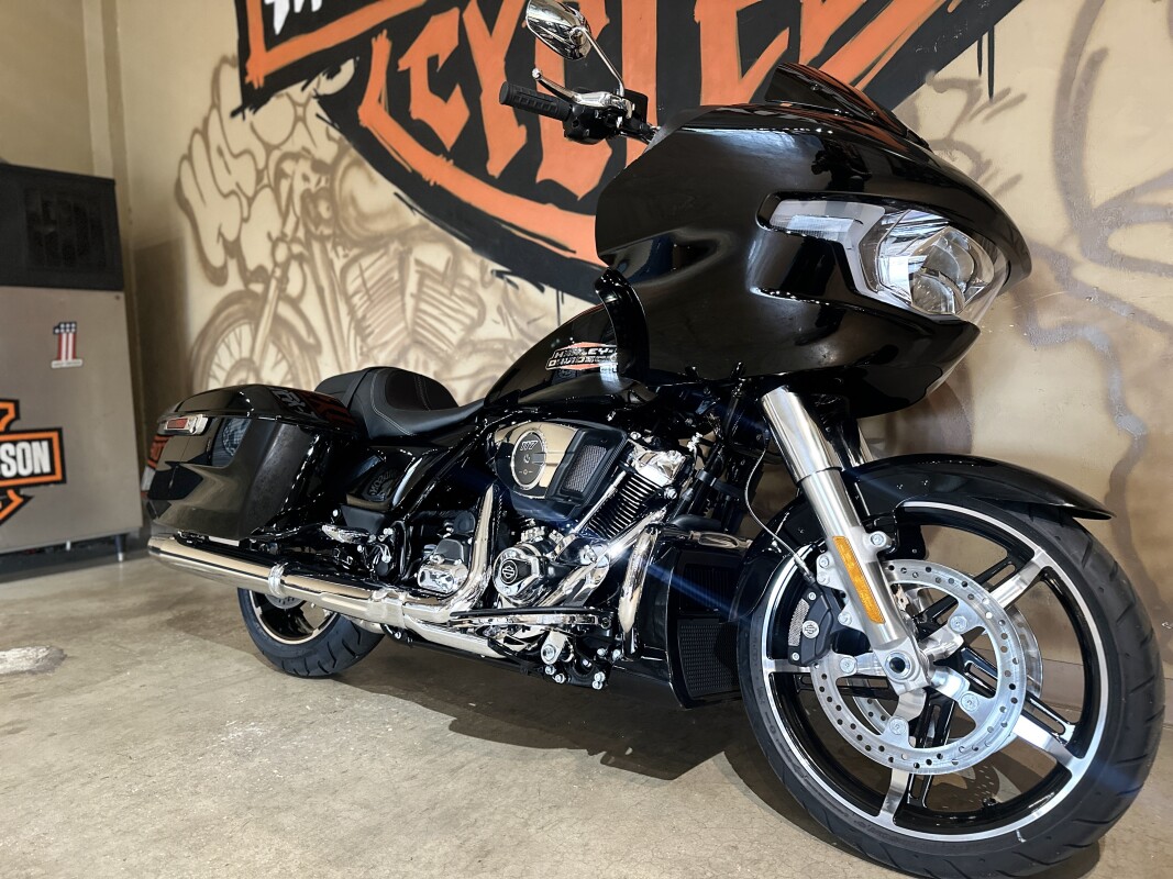 FLTRX 2025 Road Glide - Photo 7