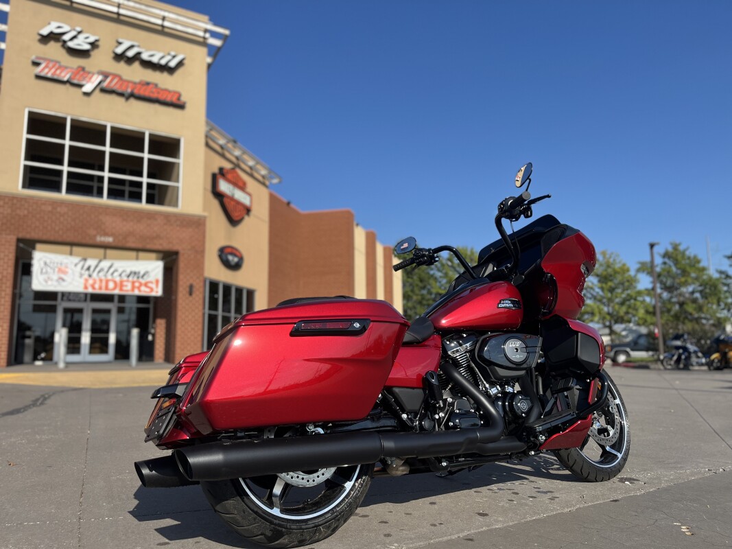 2025 Harley-Davidson Road Glide FLTRX Brilliant Red 634181 - Photo 3
