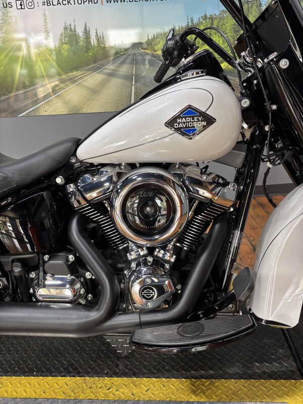 2025 Harley-Davidson Heritage Classic WHITE ONYX PRL BO - Photo 2