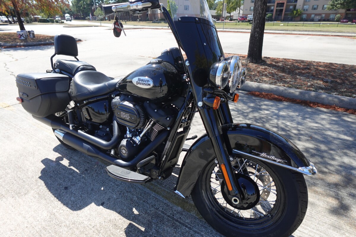 2024 Harley-Davidson Heritage Classic FLHCS - Photo 2