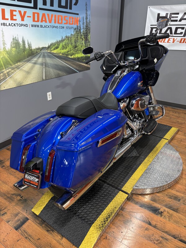2025 Harley-Davidson Road Glide BLUE BURST/CHROME TRIM - Photo 3