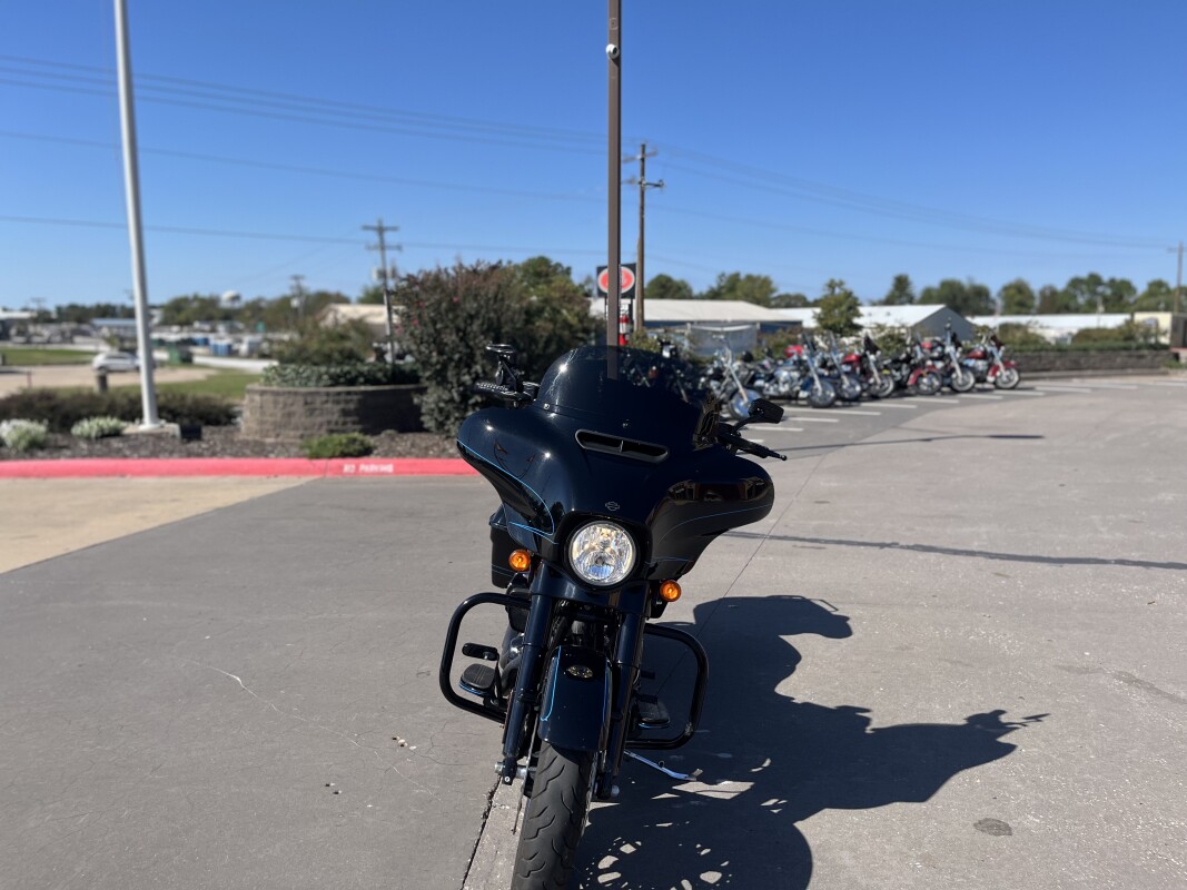 2019 Harley-Davidson Street Glide Special FLHXS Vivid Black 662038 - Photo 8