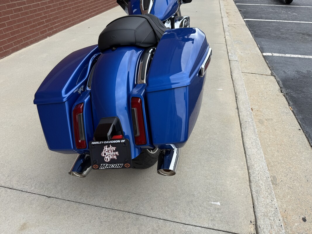 FLTRX 2025 Road Glide - Photo 4