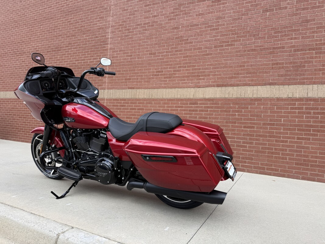 FLTRX 2025 Road Glide - Photo 7