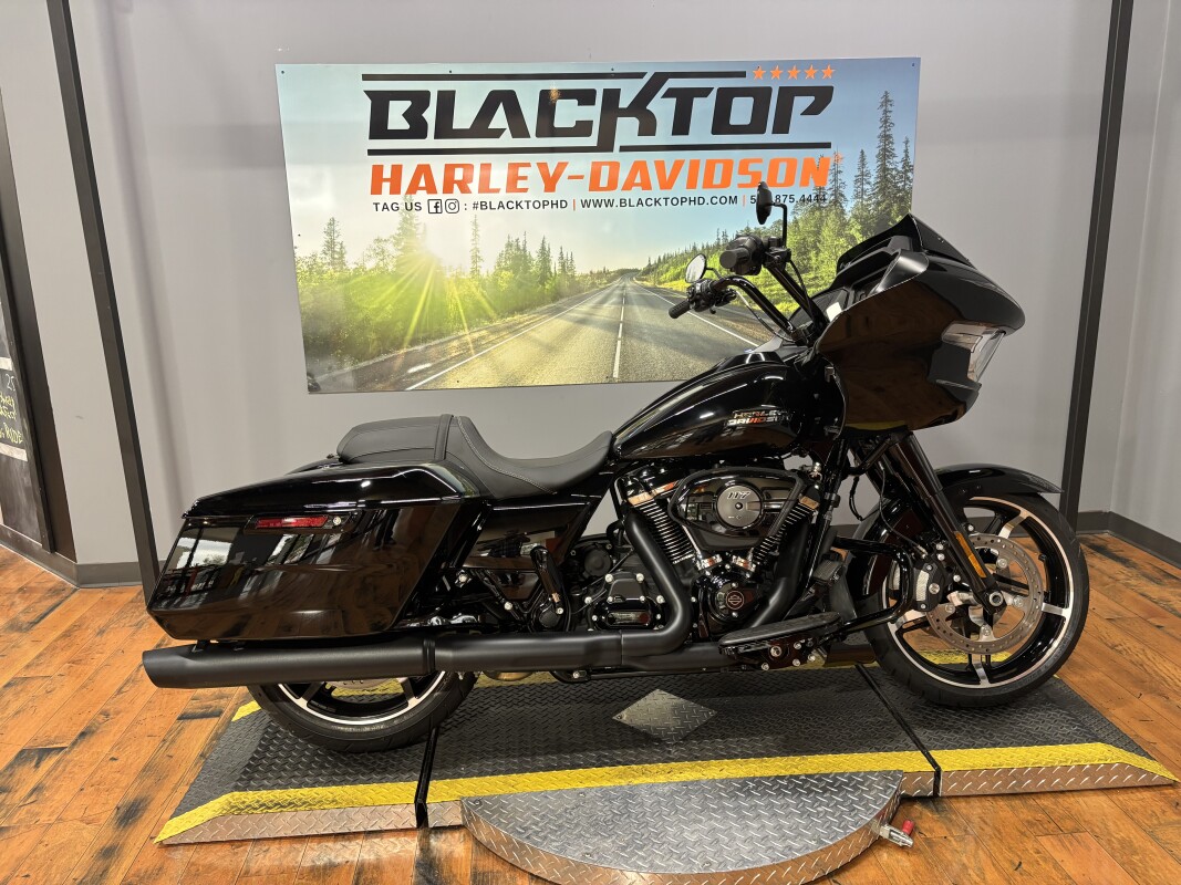 2025 Harley-Davidson Road Glide VIVID BLACK BO