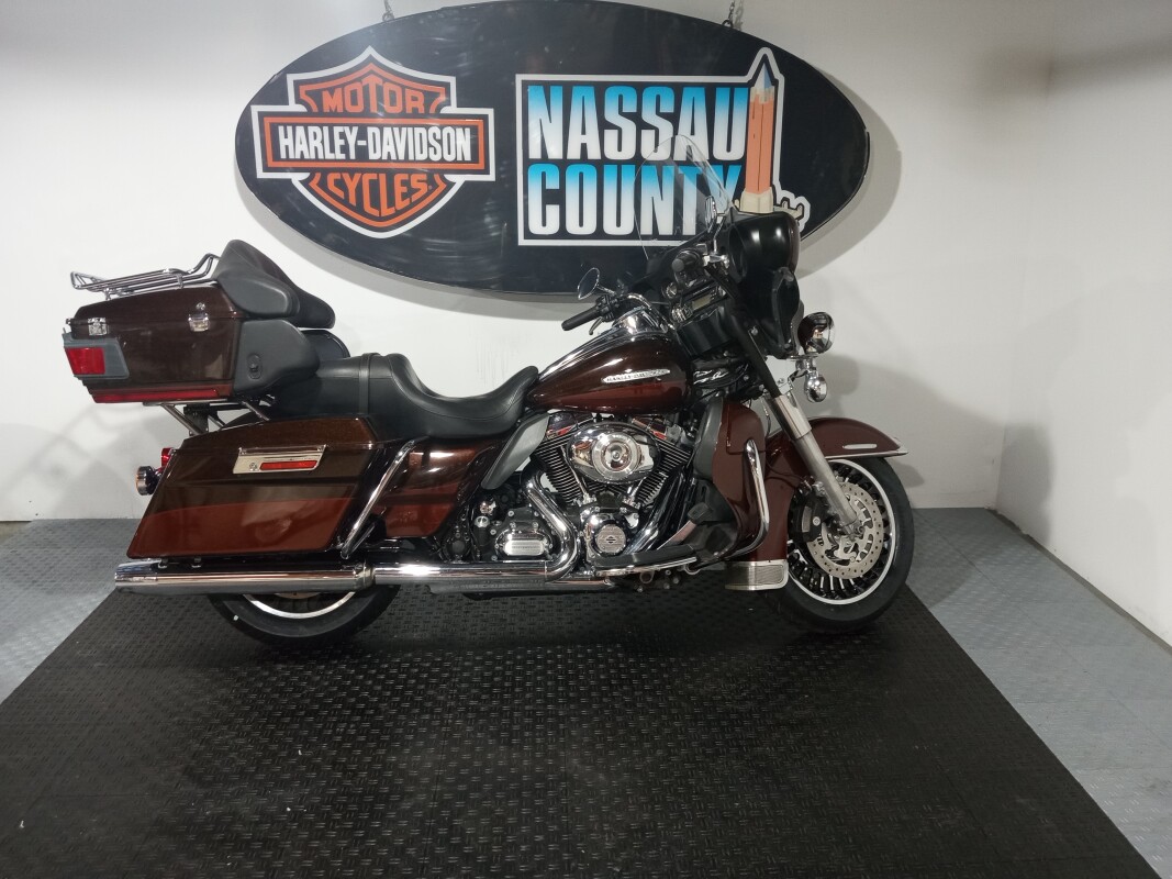 2011 Harley-Davidson Electra Glide Ultra Limited Two-Tone Dark Candy Root Beer/Light Candy Root Be