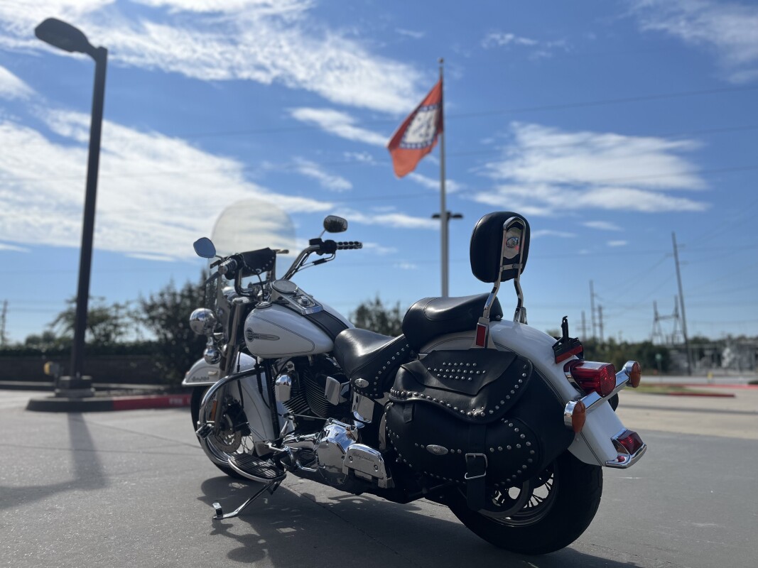 2004 Harley-Davidson Heritage Softail Classic FLSTCI GLACIER WHITE - Photo 5