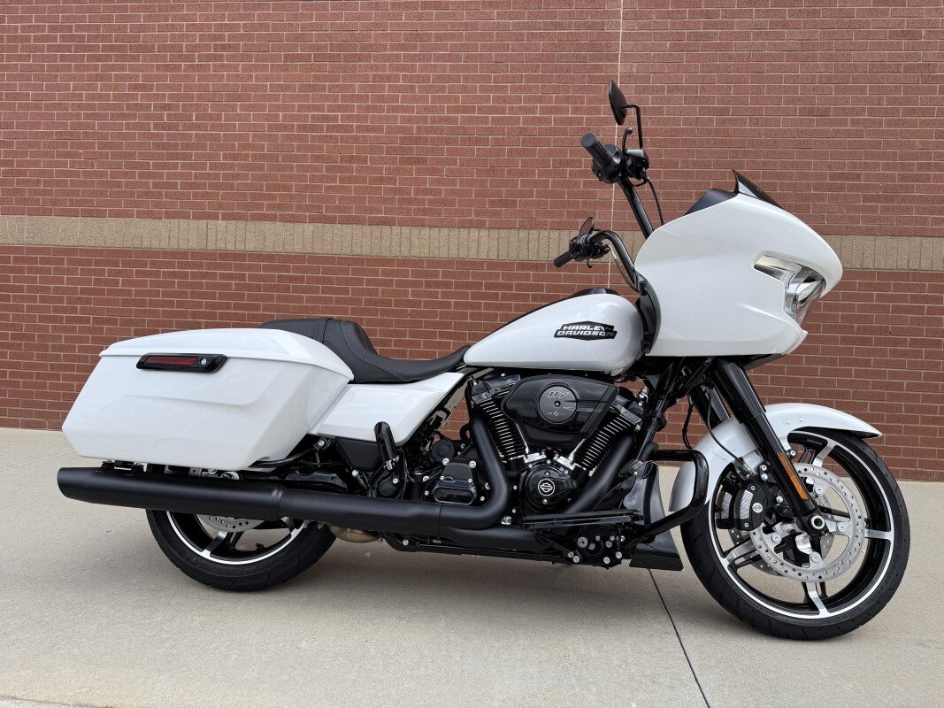 FLTRX 2025 Road Glide