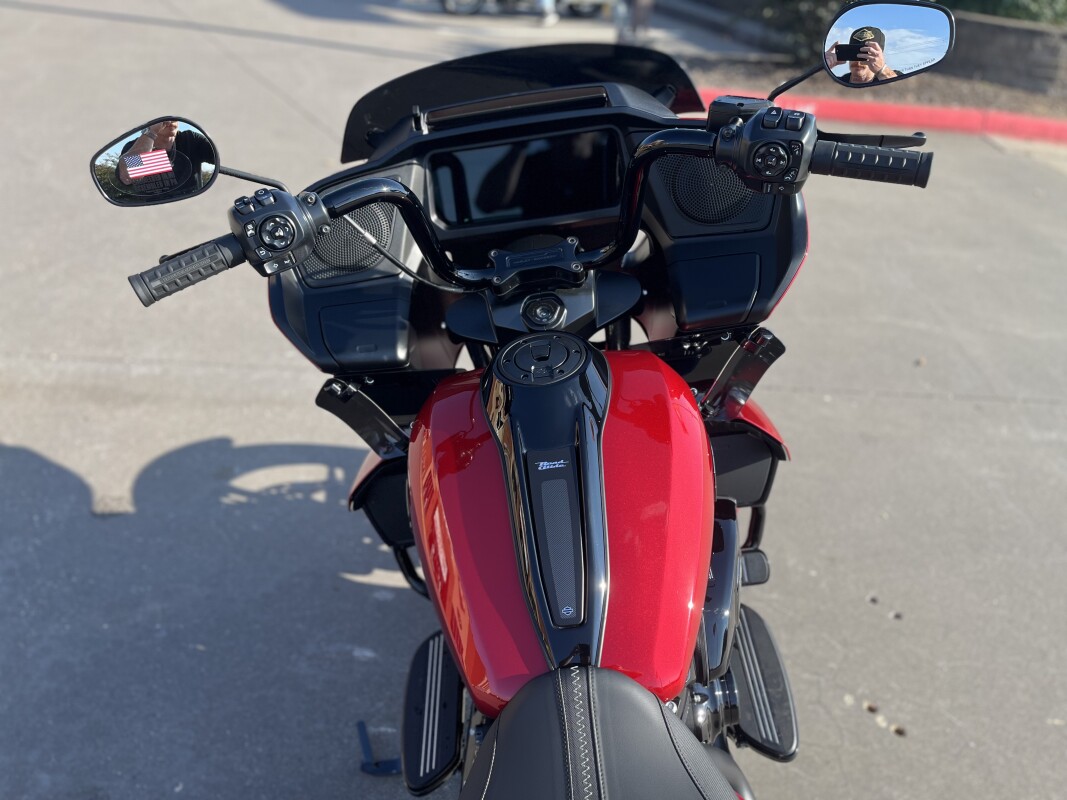2025 Harley-Davidson Road Glide FLTRX Brilliant Red 634181 - Photo 9