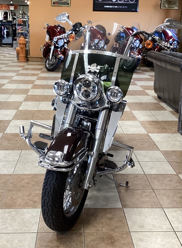 2006 Harley-Davidson Heritage Softail Classic Black Cherry Pearl & Pewter Pearl - Photo 2
