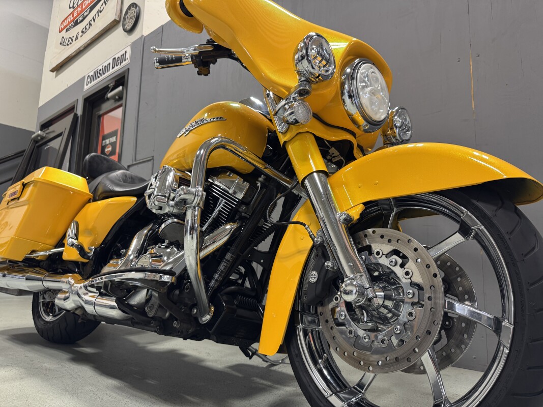 FLHX 2013 Street Glide - Photo 8