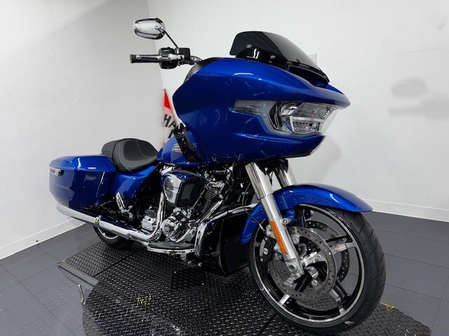 2025 Harley-Davidson Road Glide – Built for the Ride - Photo 2