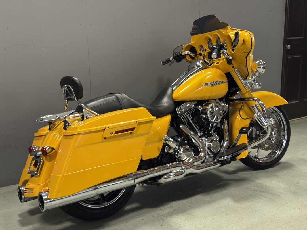 FLHX 2013 Street Glide - Photo 5