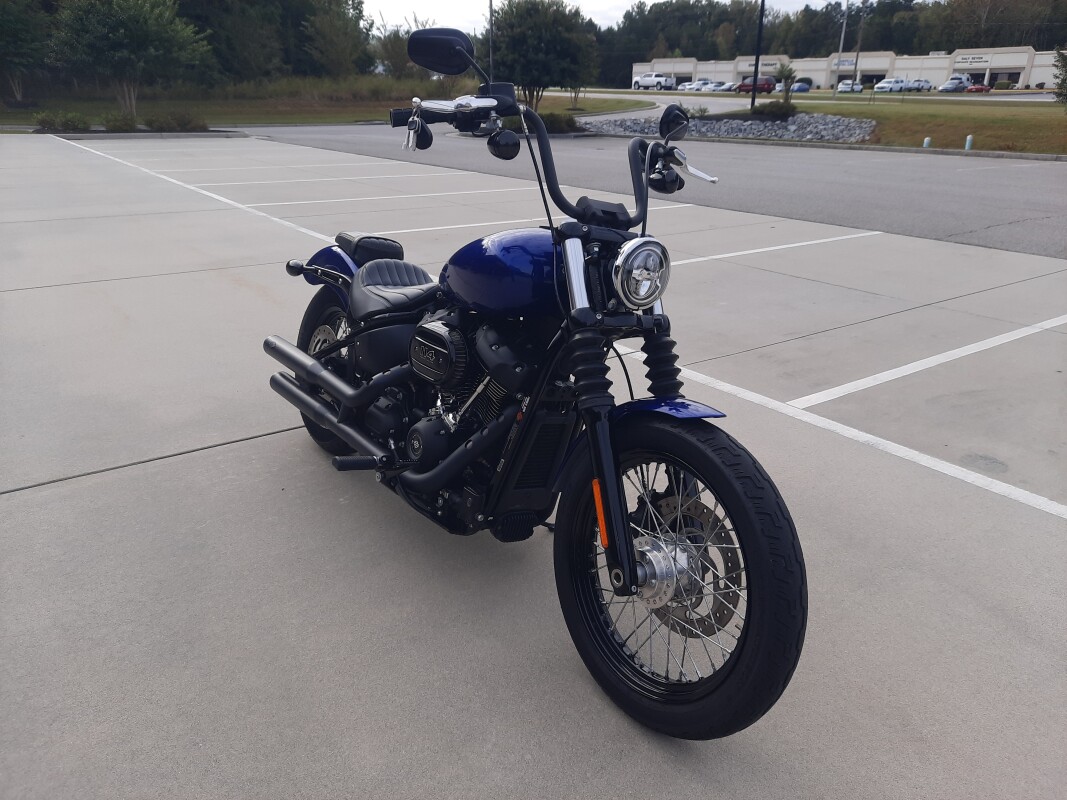 2021 Harley-Davidson Street Bob 114 Custom Blue Paint - Photo 4