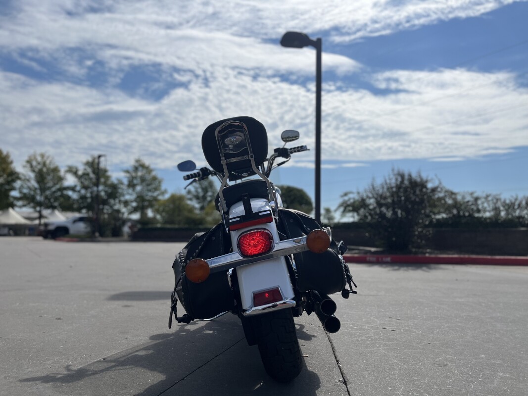 2004 Harley-Davidson Heritage Softail Classic FLSTCI GLACIER WHITE - Photo 4