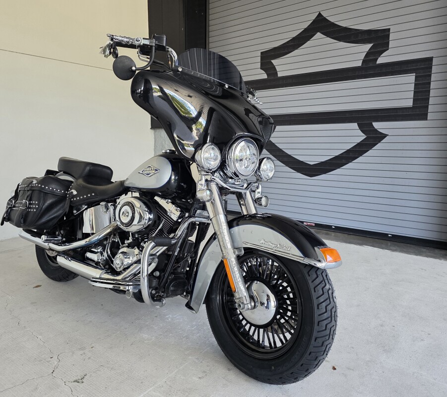 2013 Harley-Davidson Heritage Softail Classic - Photo 2