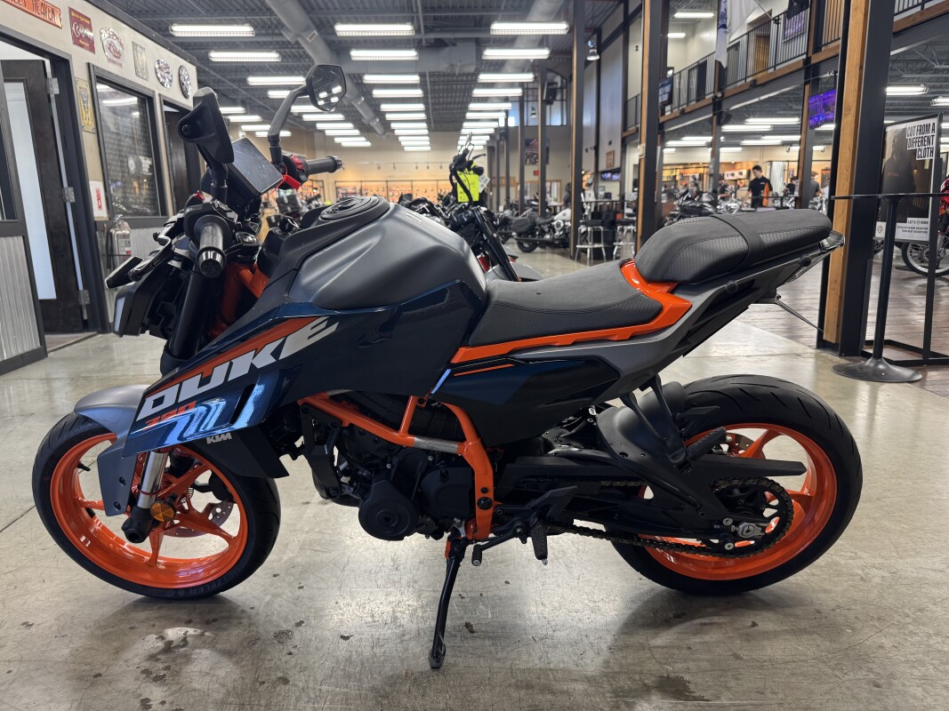 2024 KTM 390 Duke F4388X1 - Photo 8
