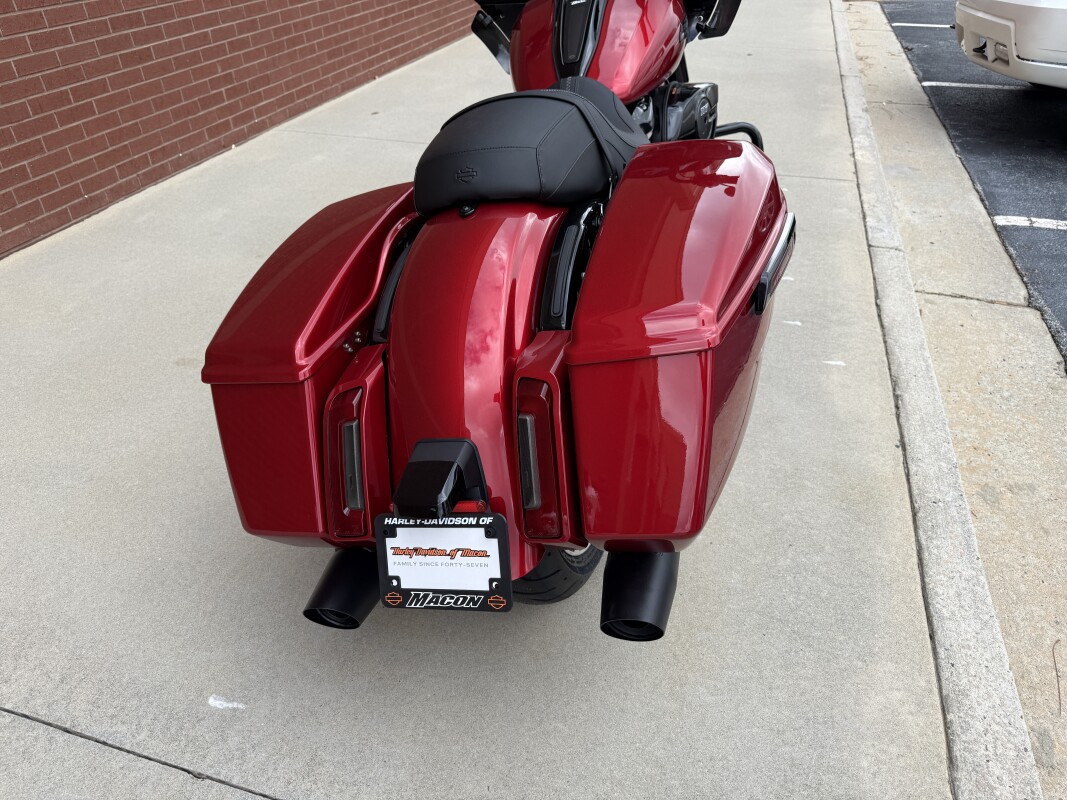 FLTRX 2025 Road Glide - Photo 4