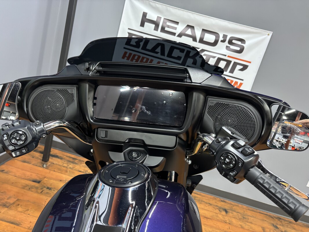 2025 Harley-Davidson Street Glide MYSTIC SHIFT/CHROME TRIM - Photo 4