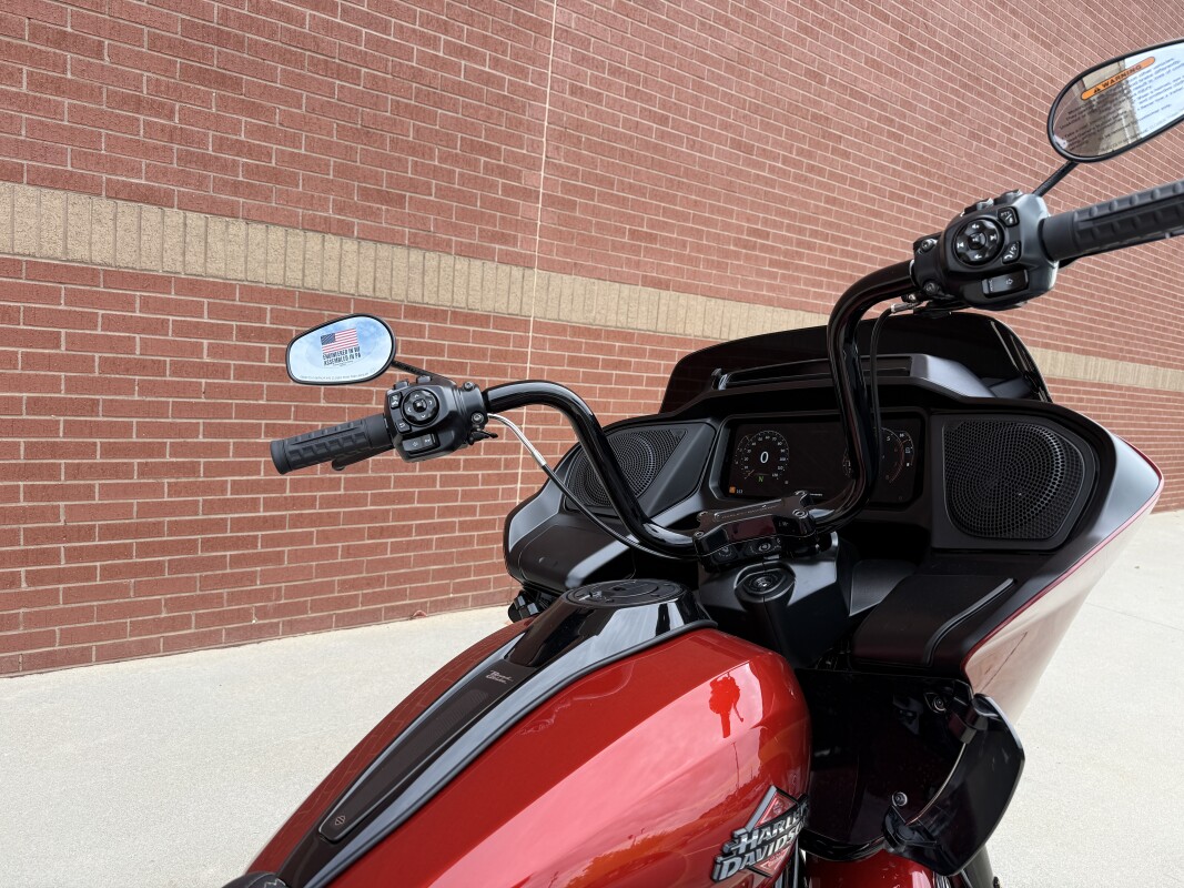 FLTRX 2025 Road Glide - Photo 5