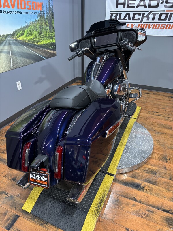 2025 Harley-Davidson Street Glide MYSTIC SHIFT/CHROME TRIM - Photo 6