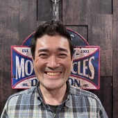 春藤　匡志（シュンドウ　タダシ）