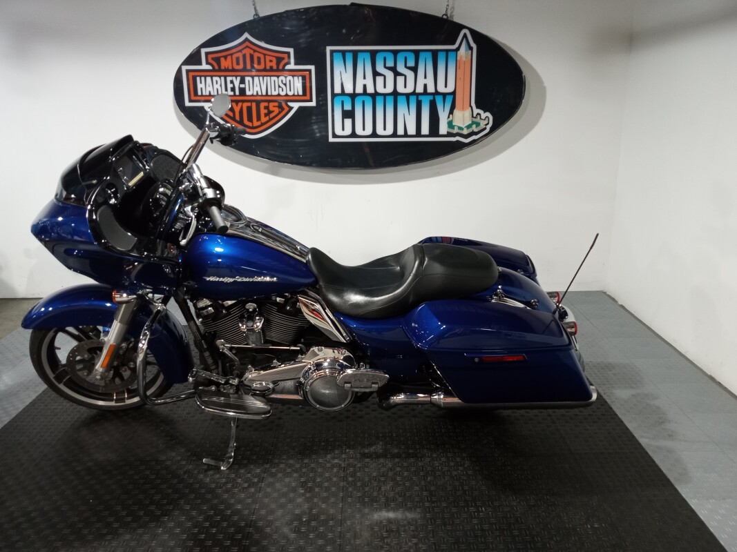 2017 Harley-Davidson Road Glide Special - Superior Blue - Photo 3