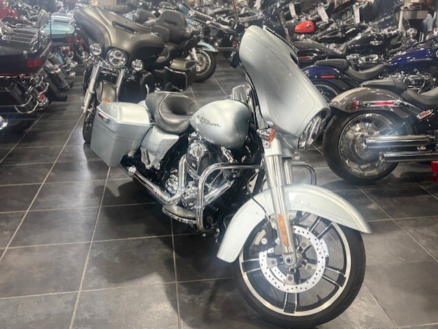 2015 Harley-Davidson Street Glide Special