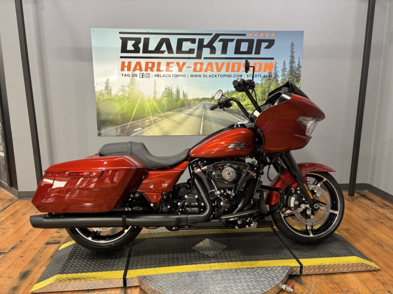 2025 Harley-Davidson® Road Glide™ WHSKEY FIRSTORM/BLACK TRIM