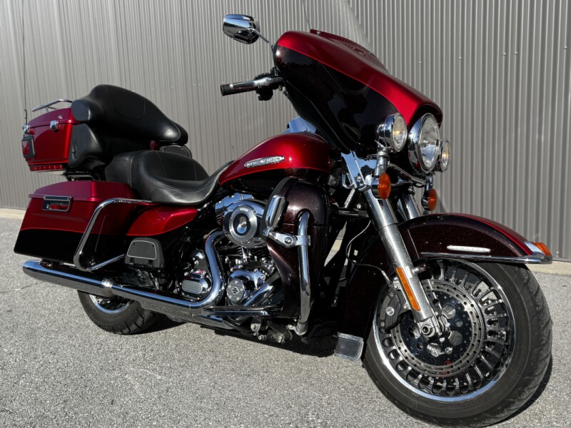 2012 Harley-Davidson® Electra Glide® Ultra Limited Two-Tone Ember Red Sunglo/Merlot Sunglo