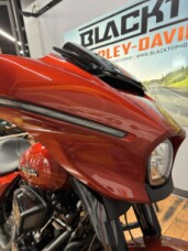 2025 Harley-Davidson® Street Glide™ WHSKEY FIRSTORM/BLACK TRIM thumb 1