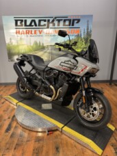2025 Harley-Davidson® Pan America® 1250 ST BILLIARD GRAY thumb 3
