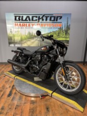 2025 Harley-Davidson® Nightster™ Special BLACK DENIM thumb 3