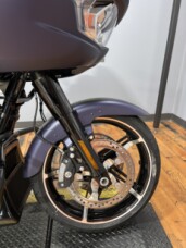 2025 Harley-Davidson® Road Glide™ PRPL ABYSS DNM/BLACK TRIM thumb 2