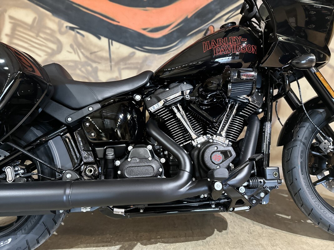 FXLRST 2025 Low Rider ST - Photo 5