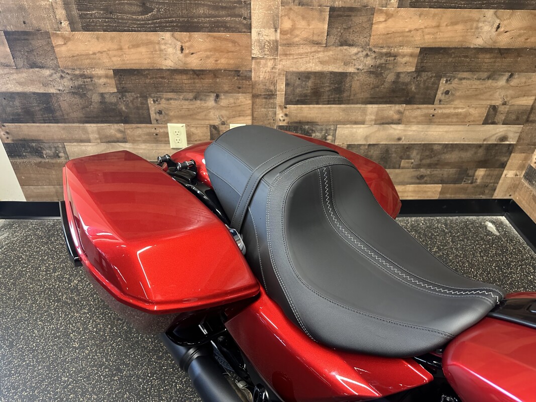 2025 Harley-Davidson Road Glide Brilliant Red - Black Finish FLTRX - Photo 5