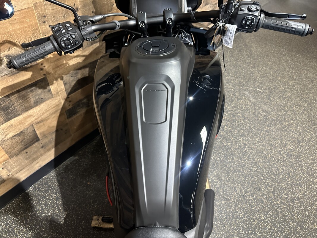 2025 Harley-Davidson Pan America 1250 ST Vivid Black RA1250ST - Photo 6