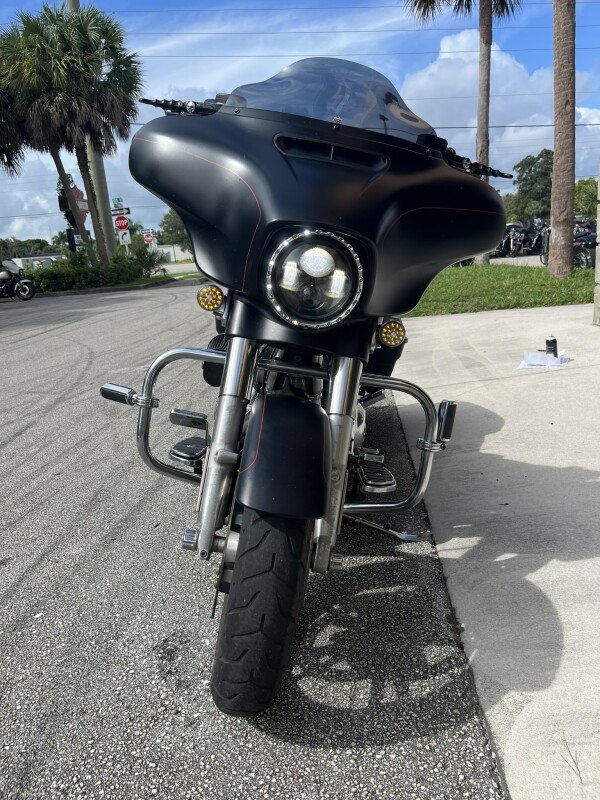 2016 H-D Street Glide Special - Photo 3