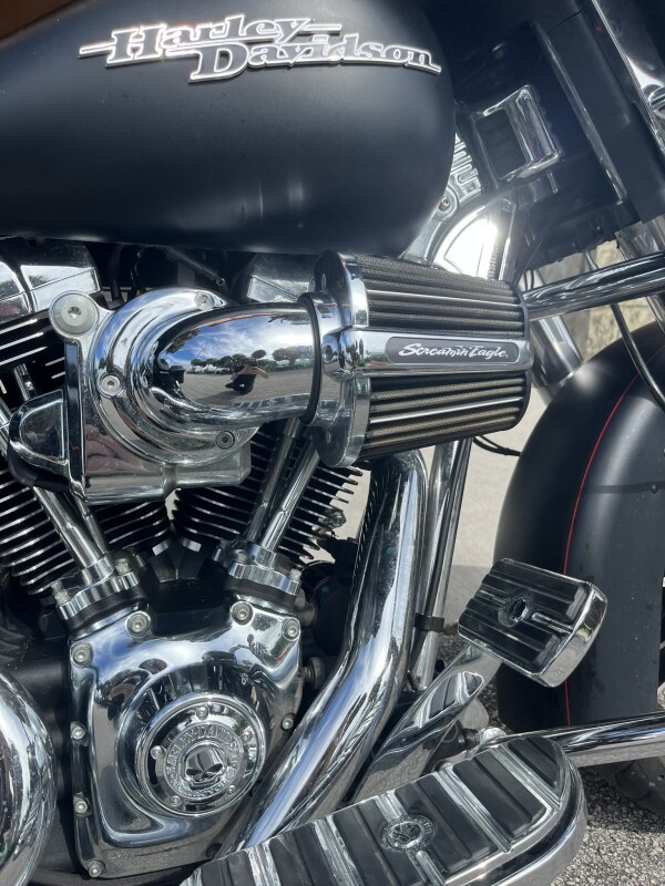 2016 H-D Street Glide Special - Photo 4